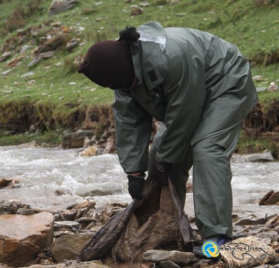 རྨ་འདབས་རིག་གནས་ཞབས་ཞུ་ཚོགས་པས་ཁོར་སྲུང་ཐད་ཀྱི་རིག་རྩལ་འཁྲབ་སྟོན་སྤེལ་བ།