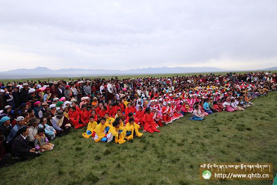 མཚོ་སྔོན་བོད་སྐད་རྒྱང་སྒྲོག་བརྙན་འཕྲིན་གྱི2015ལོའི་ན་ཆུང་བྱིས་པའི་ལོ་སར་སྤྲོ་ཚོགས་བསྡུས།