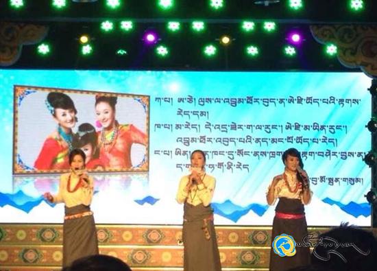 2013ལོའི་ཚན་རིག་གིས་ཨེ་ཛི་ནད་ཡམས་འགོག་བཅོས་བྱེད་པའི་སྤྱི་ཕན་དགེ་ལས་དགོང་ཚོགས་བསྡུས།