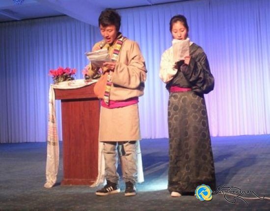 རྨ་ཆུ་རྫོང་བོད་རིགས་སློབ་འབྲིང་གི་གཏམ་བཤད་འགྲན་བསྡུར།