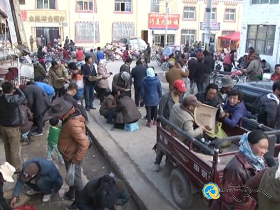 འབའ་རྫོང་གི་དབྱར་རྩྭ་དགུན་འབུའི་ཉོ་འཚོང་བྱ་བ་གཏན་འཇགས་ངང་སྤེལ་བཞིན་པ།