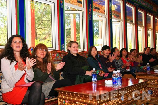 西藏大学已培养500多名留学生学习藏文化