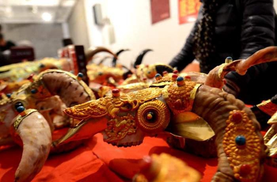 བོད་ལྗོངས་ནག་ཆུ་ས་ཁུལ་དུ་ཕྱུགས་རིགས་ཐོན་རྫས་ཀྱི་ཚོང་འདུས་བསྡུས།