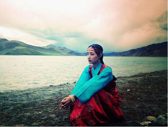 གཡང་ཕྱུག་མཚོས་འཁྲབ་སྟོན་བྱས་པའི་གློག་བརྙན《བདེ་སྐྱིད་ཀྱི་ཞུ་གཏུག》ཞེས་པ་ཕབ་བསྐྲུན་བྱས་ཚར་པ།