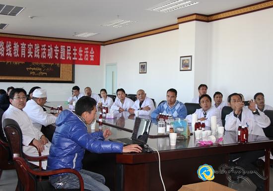 མཚོ་སྔོན་བོད་སྨན་ཁང་གི་གཟེ་ཆང་གཙོ་བྱས་སྨན་ཆང་རིགས་བདུན་ལ་ཆེད་མཁས་བའི་བདེན་དཔང་ཐོབ།