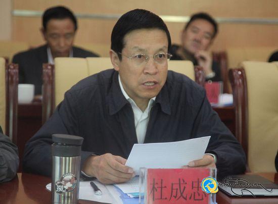 མཚོ་ལྷོ་ཁུལ་གྱིས་བོད་ཡིག་འཚོལ་བཤེར་མ་ལག་ལག་རྩལ་དཔྱད་ཞིབ་ཚོགས་འདུ་བསྡུས་པ།