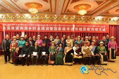 རྒྱལ་ཡོངས་བོད་རྒྱ་སྐད་གཉིས་འཆམ་མཐུན་སྡེ་བ་དཔའ་རིས་རྫོང་མི་རིགས་སློབ་འབྲིང་དུ་གཟབ་རྒྱས་ངང་སྤེལ།