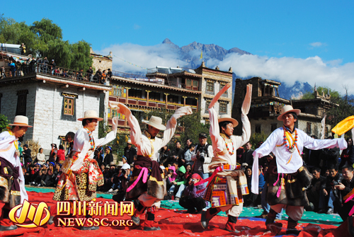 རོང་བྲག་རྒྱལ་རོང་བོད་རིགས་ཡུལ་སྲོལ་གོམས་འདྲིས་དུས་ཆེན་འགོ་བརྩམས་པ།