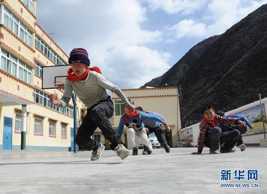 སི་ཁྲོན་རྫོང་འགག་སློབ་ཆུང་ངོ་སྤྲོད་མདོར་བསྡུས།