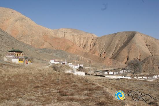 《གཅན་ཚའི་རྔ་བ་དགོན་གྱི་བསྐལ་བཟང་སངས་རྒྱས་སྟོང་སྐུ་རྡོ་བརྐོས་མ》ཐོག་འགྲེམ་གྱི་བགྲོ་ཚོགས་བསྡུས།