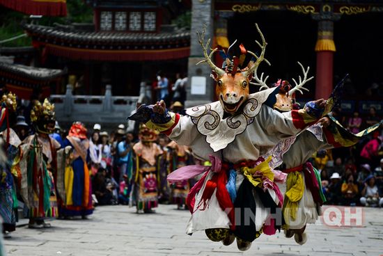 སྐུ་འབུམ་བྱམས་པ་གླིང་དུ་འཆམ་འཁྲབ་པའི་ཆོ་ག་སྤེལ་བ།