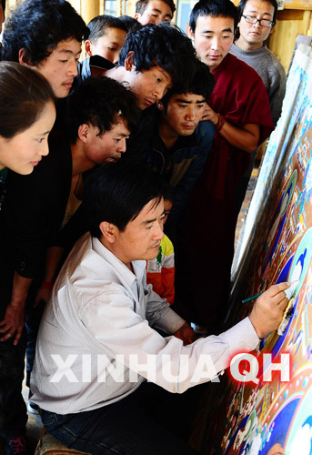 རེབ་གོང་སྒྱུ་རྩལ་ཐོན་ལས་ལ་བརྟེན་ནས་ཕྱུག་འགྱུར་གྱི་ལམ་དུ་འདོང་བ།