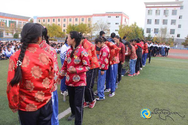 ཁྲི་ཀ་རྫོང་མི་རིགས་བཅའ་སྡོད་སློབ་གྲྭས་ལས་བྱ་འགྲེམ་སྟོན་གྱི་བྱ་འགུལ་སྤེལ།