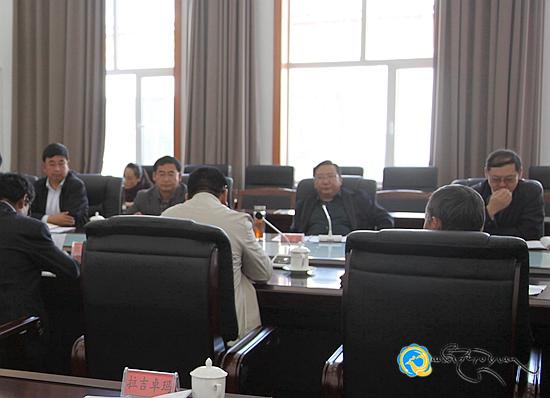 རྩོམ་པ་པོ་སྟག་འབུམ་རྒྱལ་གྱི་སྒྲུང་གཏམ་དང་མཚོ་ལྷོའི་རྩོམ་རིག་གསར་རྩོམ་དཔྱད་གླེང་ཚོགས་འདུ་བསྡུས།