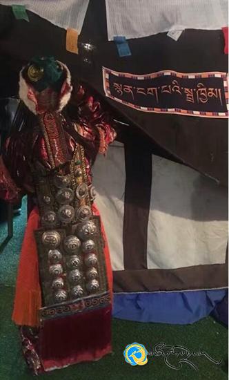 ཐེམ་ཆེན་རྫོང་མི་རིགས་སློབ་འབྲིང་གཉིས་པས་བོང་སྟག་ཡུལ་གྱི་གཉེན་སྟོན་ཞེས་པ་འཁྲབ་སྟོན་ལེགས་འགྲུབ་བྱས་པ།