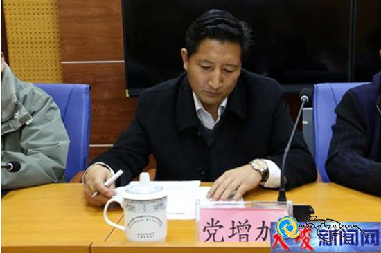  ཐེམ་ཆེན་རྫོང་གིས་ཁྲིམས་རིག་ཚོགས་པ་གསར་འཛུགས་བྱས་པ།