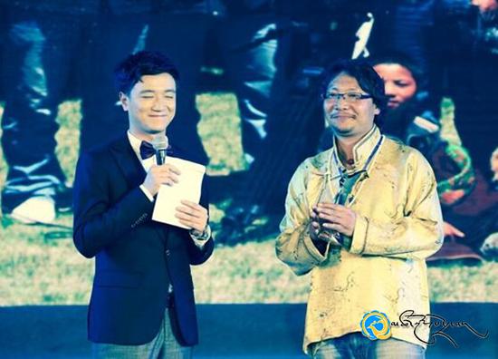 བསོད་རྡོའི་བརྩམས་ཆོས་ལ༼གསེར་གཤོག་རྟགས་མའི༽གློག་བརྙན་འཕྲིན་གསར་རྩོམ་རིགས་ཀྱི་བྱ་དགའ་ཨང་གཉིས་པ་ཐོབ་པ།