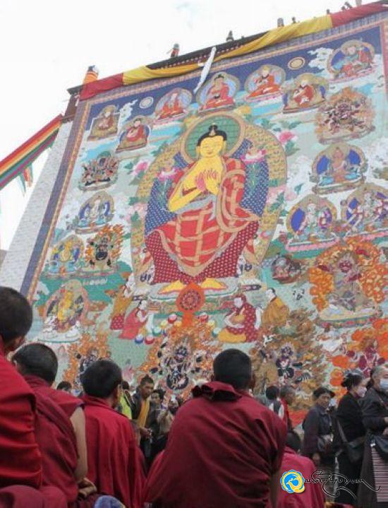 ལྷ་ས་རུ་རིག་གནས་ཀྱི་ཞོ་སྟོན་དུས་ཆེན་སྤེལ་བཞིན་ཡོད་པ།