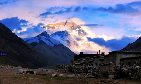 “བོད་ལྗོངས་ཀྱི་བག་ཆགས”སྐབས་དང་པོའི་བརྩམས་ཆོས་བསྡུས་ཚར་པ།