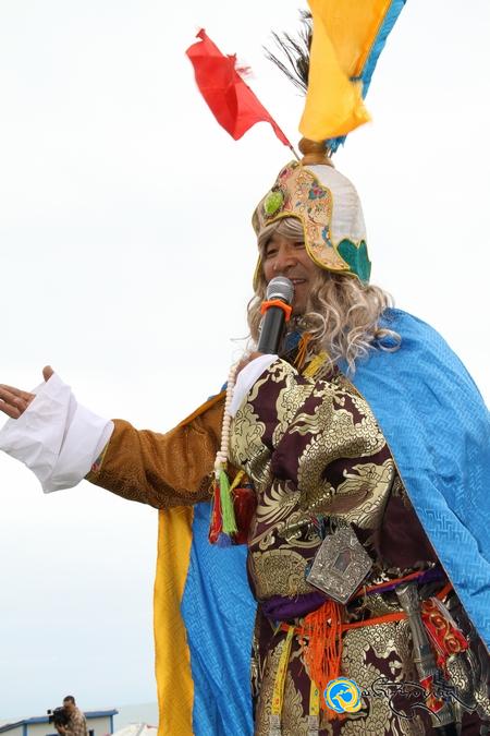 མཚོ་སྔོན་པོ་གཡས་རུ་གཡོན་རུ་གེ་སྒྲུང་འཁྲབ་བཤད་ཚོགས་འདུ་ཐོག་དང་པོ་མཚོ་སྔོན་པོ་འགྲམ་རྒྱུད་དུ་བསྡུས་པ།