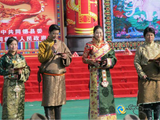 འབའ་རྫོང་གིས་བོད་རབ་བྱུང17པའི་ཆུ་ཕོ་འབྲུག་ལོའི་ལོ་སར་སྤྲོ་ཚོགས་བསྡུས་པ།