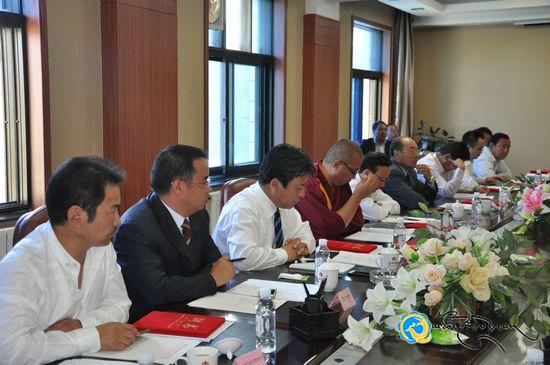 《ཀྲུང་གོའི་བོད་ཀྱི་གསོ་རིག》རྩོམ་སྒྲིག་ཨུ་ཡོན་ཚོགས་པ་དང་རྩོམ་སྒྲིག་བྱ་བའི་ཚོགས་འདུ་བསྡུས་པ།