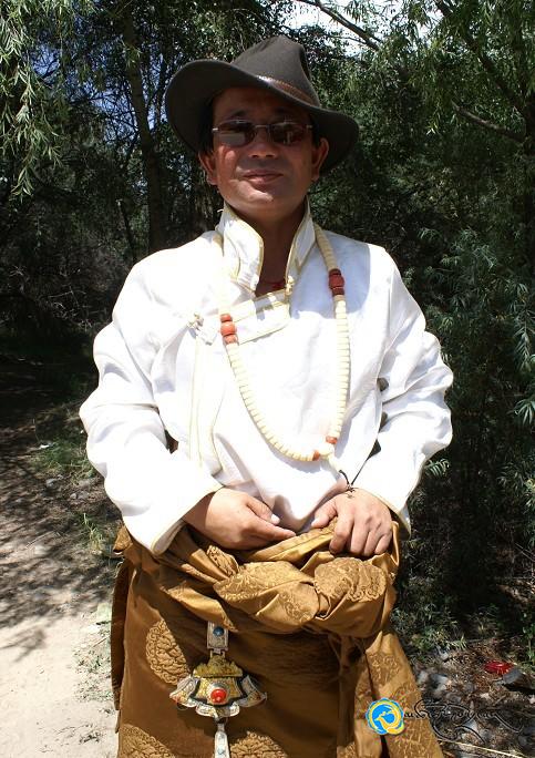   གླུ་སྐད་ཅིག་གི་རིན་ཐང༌།
