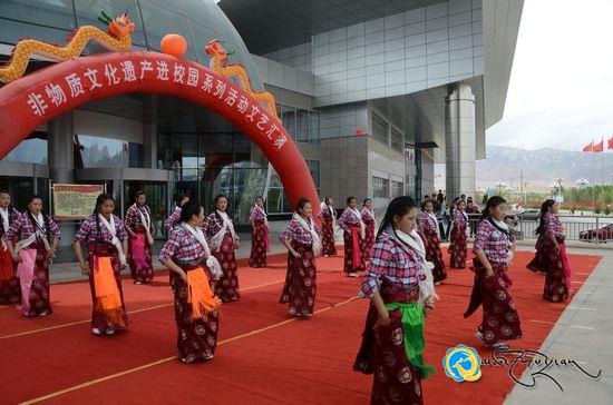 མཚོ་ནུབ་ཁུལ་དུ་གཟུགས་འདས་ཤུལ་བཞག་རིག་གནས་སློབ་རར་བསྐྱོད་པའི་བྱ་འགུལ་སྤེལ།
