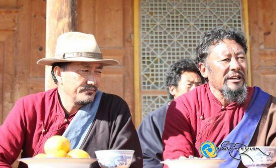 པདྨ་ཚེ་བརྟན་གྱི《གཡང་མདའ》ཞེས་པའི་གློག་བརྙན་ཕབ་སྐྲུན་ཚར་ལ་ཉེ།