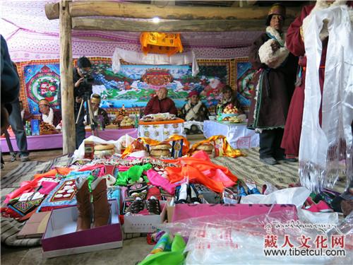 ཀན་སུའུ་དཔའ་རིས་བརྙན་འཕྲིན་ཁང་གི《དཔའ་རིས་གཉེན་སྲོལ་ལས་སུམ་མདོའི་ཁག》ཕབ་སྐྲུན་བྱས་ཚར་པ།
