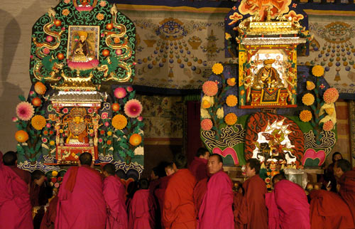 ཀན་ལྷོས་གཟུགས་འདས་ཤུལ་བཞག་རིག་གནས་ལ་སྲུང་སྐྱོབ་ལེགས་པོ་བྱས་པ།