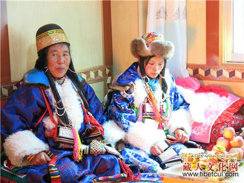 ཀན་སུའུ་དཔའ་རིས་བརྙན་འཕྲིན་ཁང་གི《དཔའ་རིས་གཉེན་སྲོལ་ལས་སུམ་མདོའི་ཁག》ཕབ་སྐྲུན་བྱས་ཚར་པ།