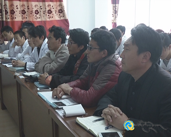 འབའ་རྫོང་གིས་བོད་སྨན་འཇོན་ཐང་མི་སྣའི་ཟབ་སྦྱོང་འཛིན་གྲྭ་སྐབས་དང་པོ་བསྡུས།