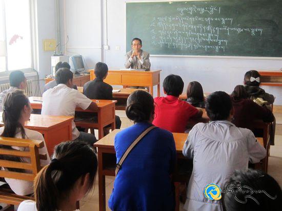 མཚོ་ལྷོ་ཁུལ་མི་རིགས་མཐོ་འབྲིང་གཉིས་པས་ལས་གནས་སྔོན་གྱི་གསོ་སྦྱོང་བྱ་འགུལ་སྤེལ་བ།