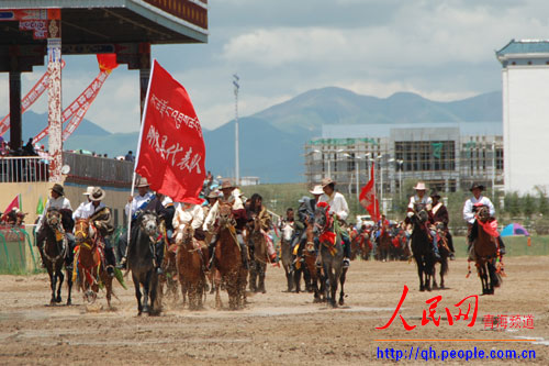 མཚོ་བྱང་ཁུལ་གྱིས་རྟ་རྒྱུག་འགྲན་ཚོགས་སྤེལ་ནས་མི་རིགས་ཀྱི་ལུས་རྩལ་གོང་དུ་སྤེལ་བ།