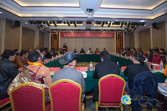 ཡུལ་ཤུལ་ཁུལ་རྩོམ་རིག་སྒྱུ་རྩལ་མཉམ་འབྲེལ་ལྷན་ཚོགས་བཙུགས་ནས་ལོ་འཁོར་གསུམ་ལོན་པ།