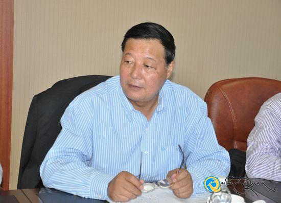 《ཀྲུང་གོའི་བོད་ཀྱི་གསོ་རིག》རྩོམ་སྒྲིག་ཨུ་ཡོན་ཚོགས་པ་དང་རྩོམ་སྒྲིག་བྱ་བའི་ཚོགས་འདུ་བསྡུས་པ།