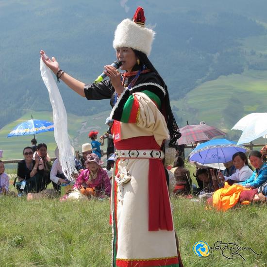 2012ལོའི་བོད་ཀྱི་ལ་གཞས་འགྲན་སྡུར་སྐབས་དང་པོ་མདོ་ལ་ནས་མཇུག་སྒྲིལ་བ།