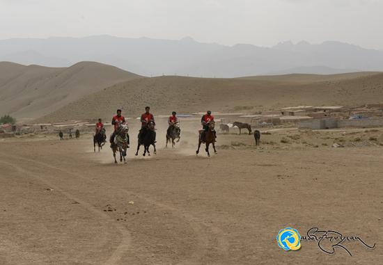 དཔའ་རིས་རྫོང་རྡོ་ལུང་སྡེ་བས་སངས་རྒྱས་སྨན་བླའི་རིག་གནས་དུས་ཆེན་སྤེལ།