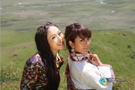 མེ་ཏོག་ཚན་སྡེབ་ཀྱི་གཞས་གསར《སེམས་ཀྱི་དག་ཞིང》འགྲེམ་ལ་ཉེ་བ།