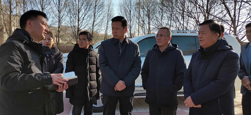 ལིས་ཀང་གིས་ཐུན་ཏེ་དང་ཞིན་ཧེ་རྫོང་གི་བྱ་བ་གཙོ་བོར་རྟོག་ཞིབ་མཛུབ་སྟོན་གནང་བ།